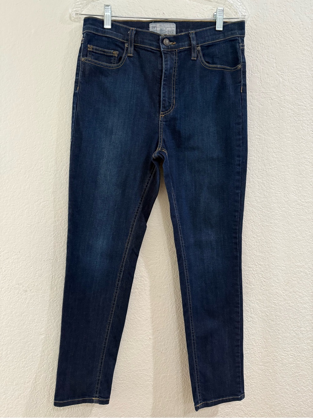 Free People Dark Blue Women's Skinny Slim Jeans Size 30